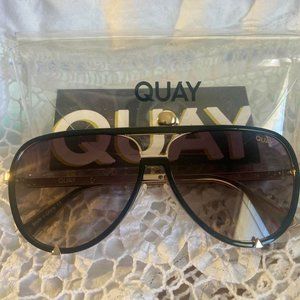Quay Sunglasses – Polarized High Profile  Black&Gold Frame